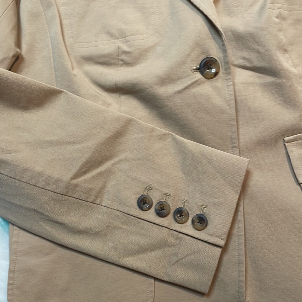 BODY By Victoria Tan Blazer - Picture 3 of 7